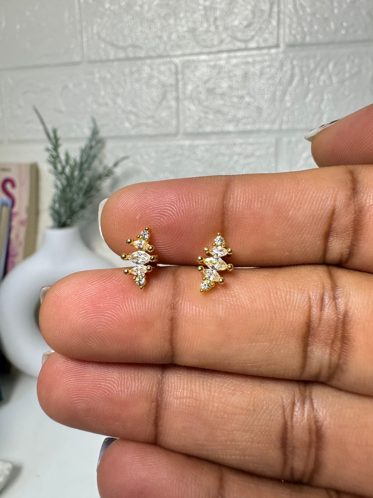 Parallel Five Stone_ Ball Back Stud_ 12