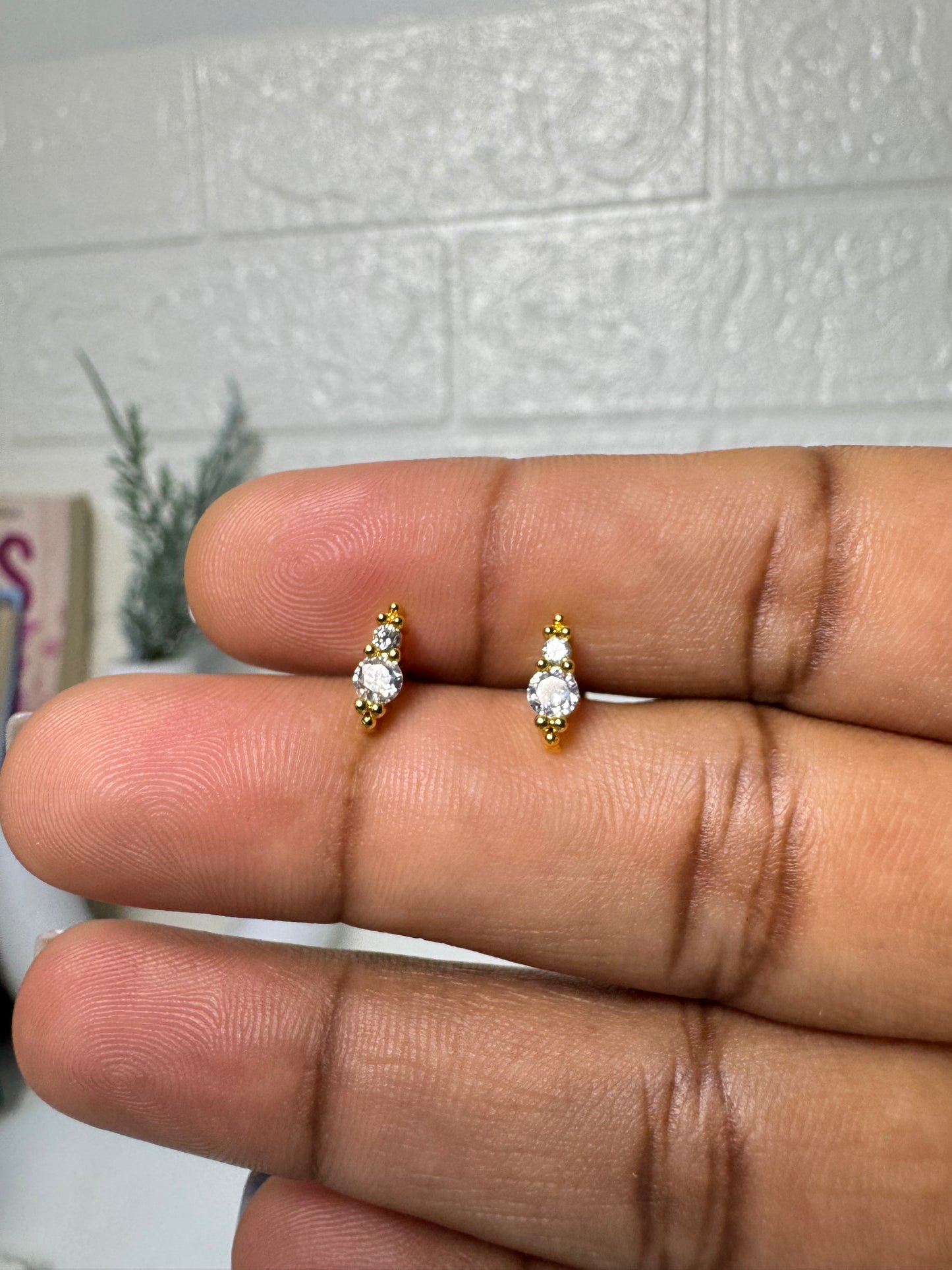 Two Stone Drop_ Ball Back Stud 08