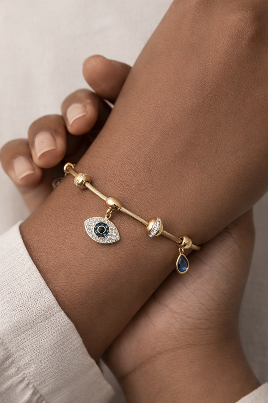 Evil Eye Charm Magnetic Cable Bangle