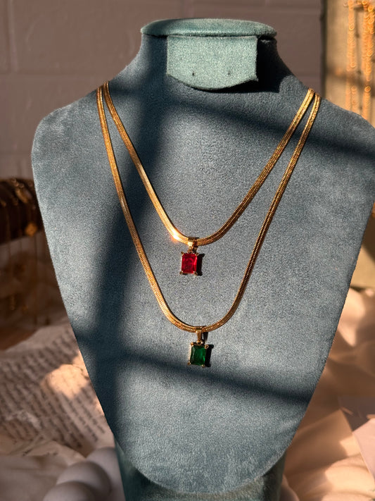 Snake chain with pendant