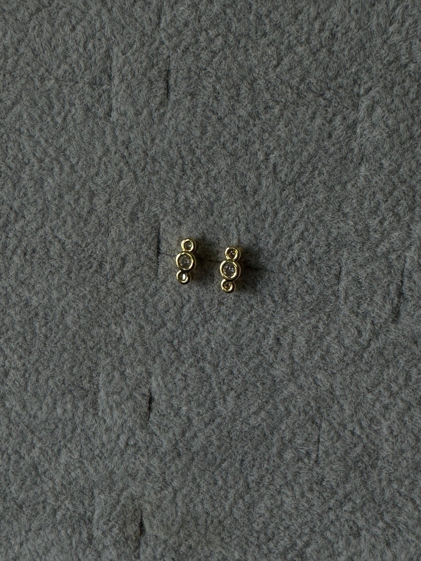 Triple Stone Line Stud