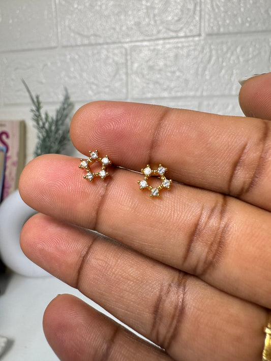 Five Stone Round _ Ball Back Stud 04