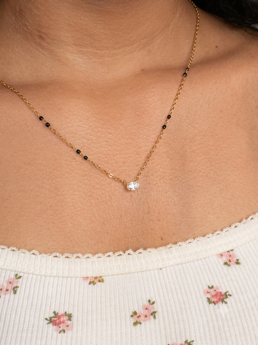Black Beaded Solitaire Necklace ✨