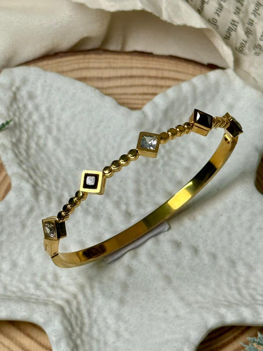 Squares In A Line - Black & White