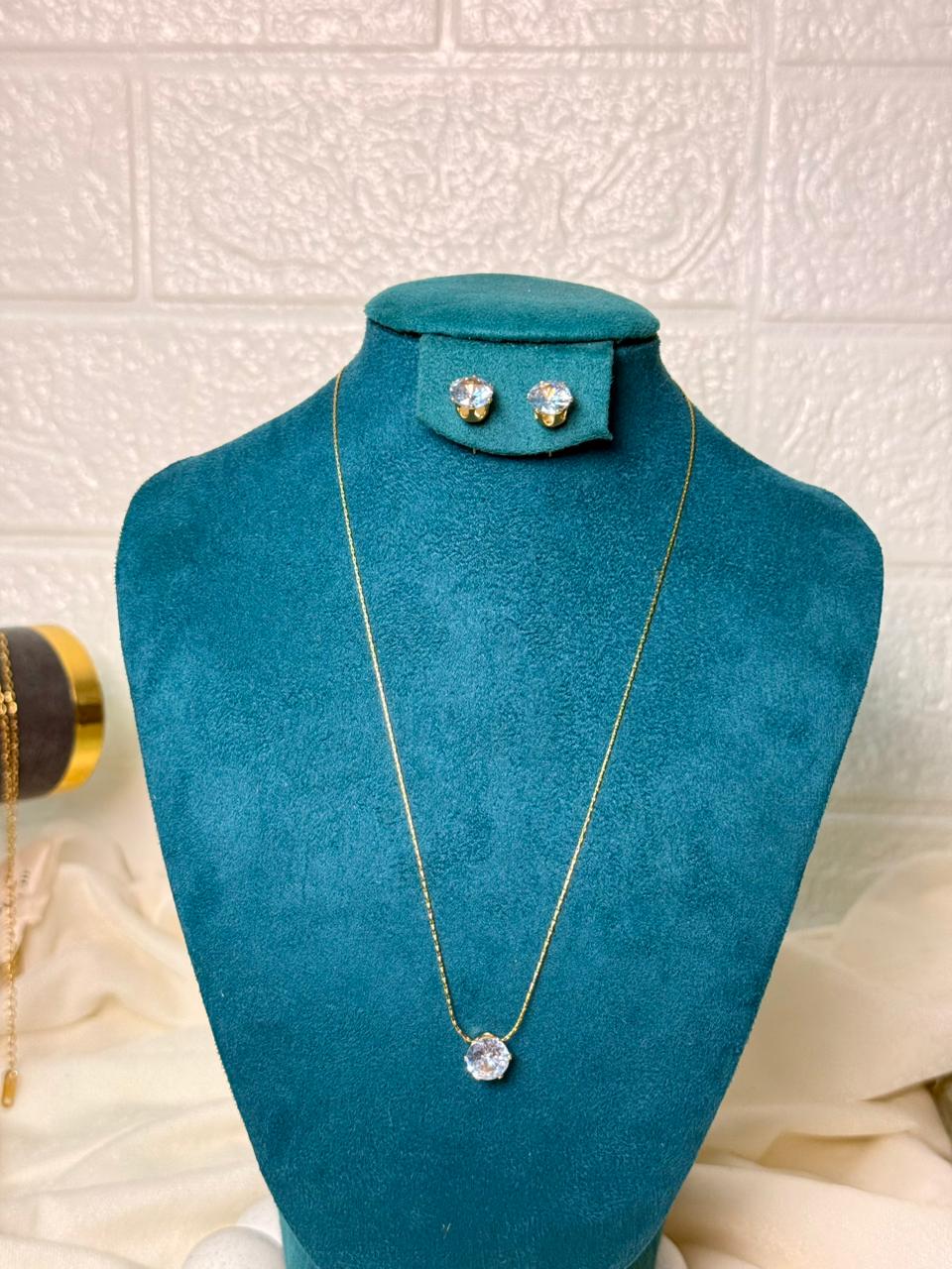 Solitaire Neck Chain & Studs Set