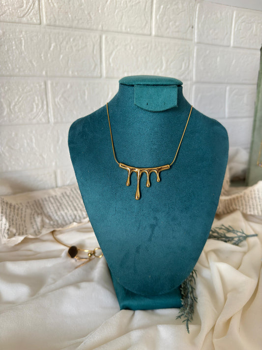 Bleeding Branch Pendant - Statement Necklace